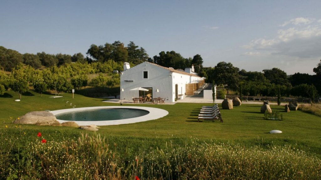Imani Country House