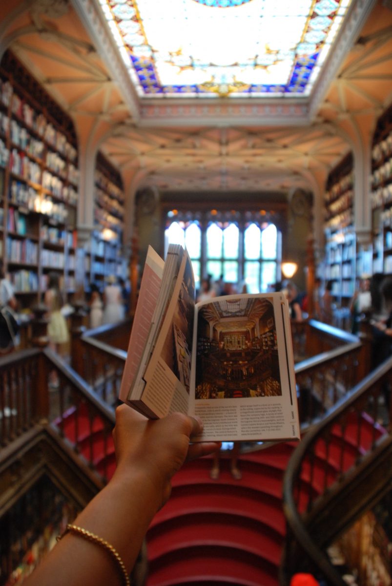 livraria no Porto que vende 1200 livros por dia