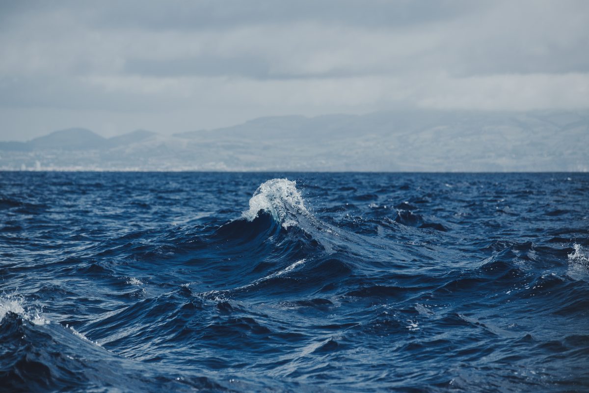 ouvir o som do mar dos açores