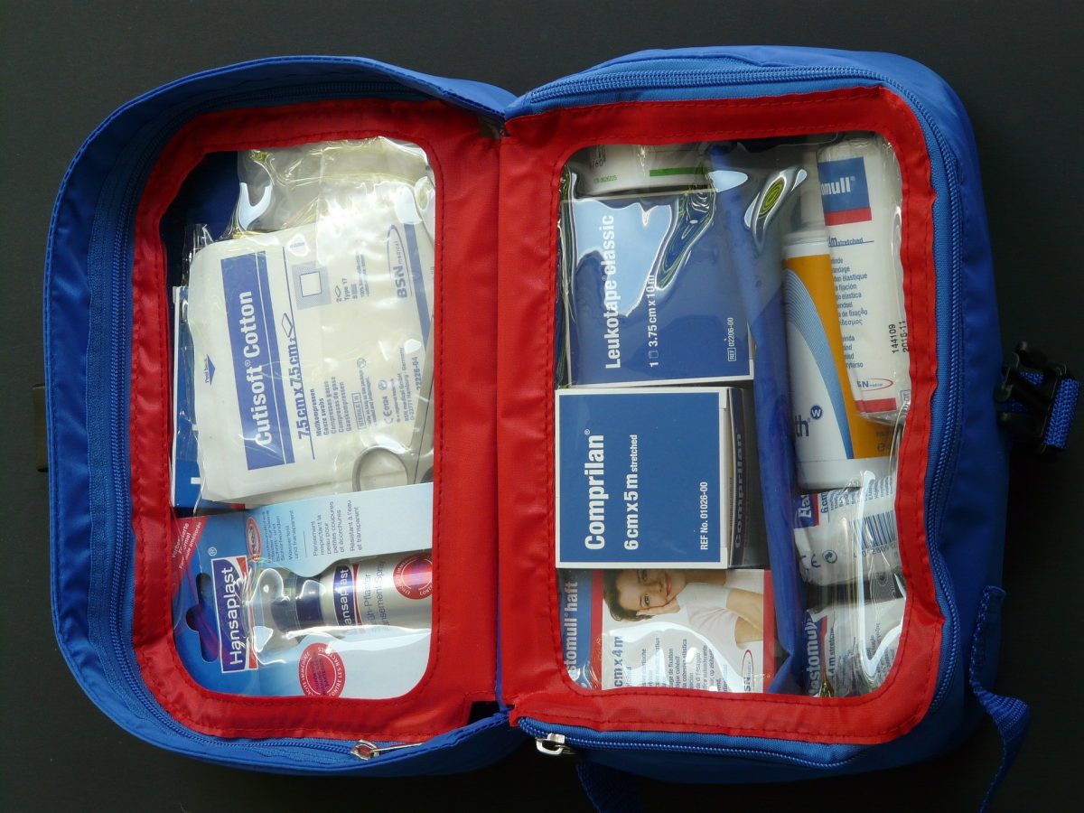 kit de primeiros socorros