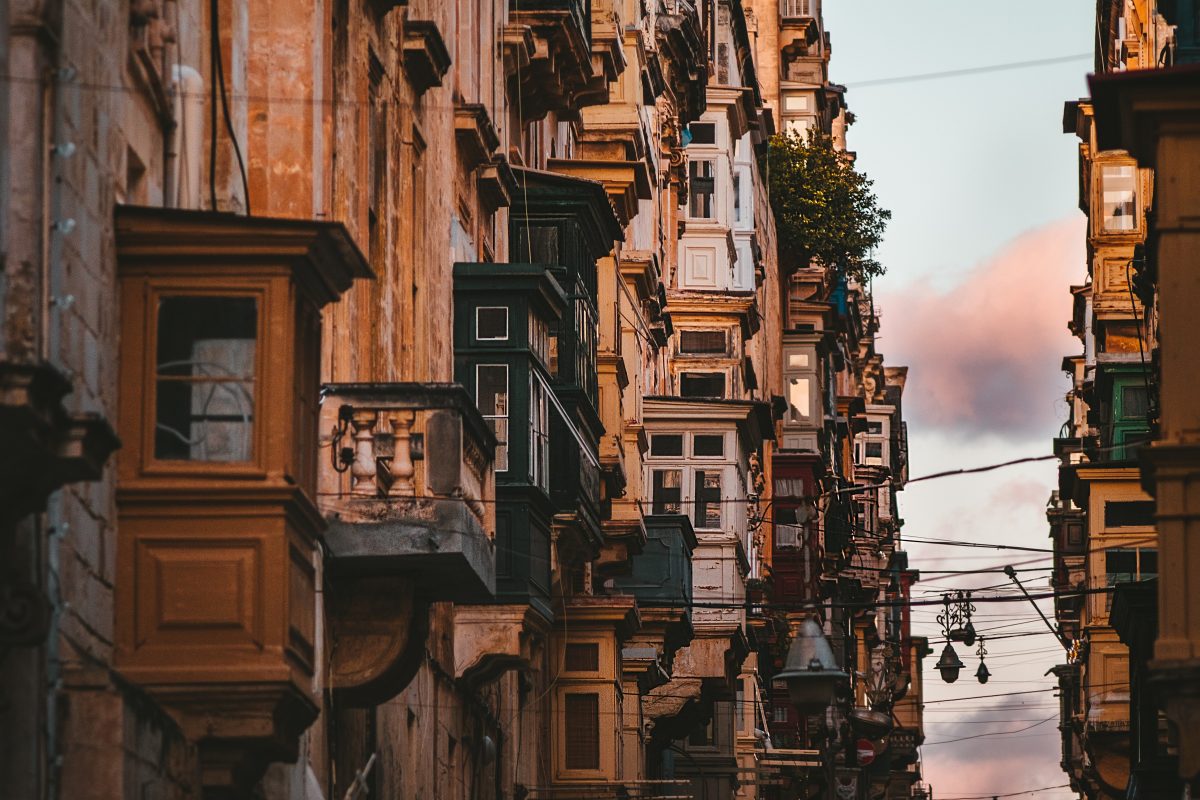 Uma viagem para cada mês
