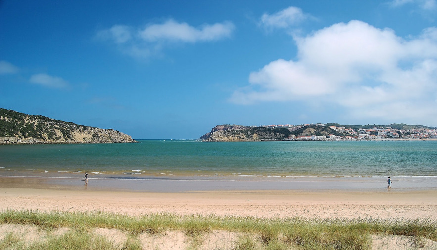 Praia de São Martinho do Porto