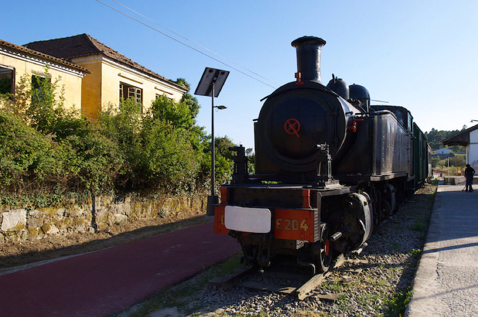 antiga locomotiva a vapor
