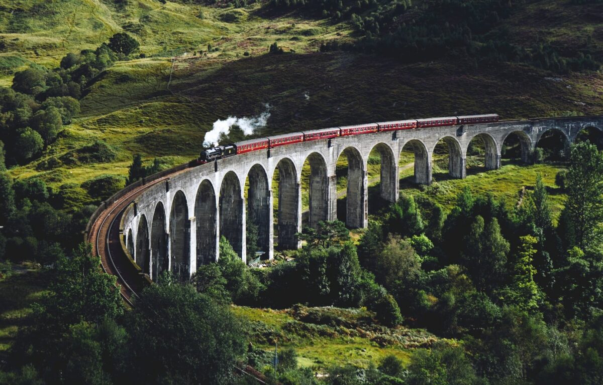 uma das viagens de comboio mais bonitas do mundo