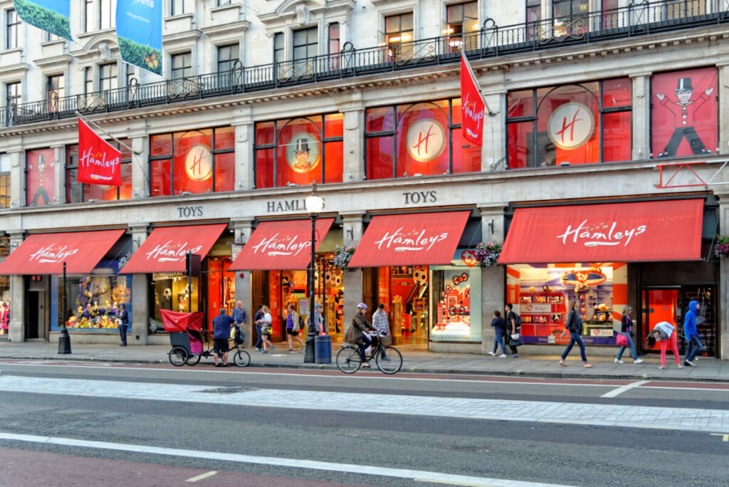 top 10 em londres fachada da loja Hamleys