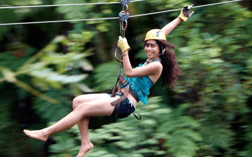 Aventure-se no zipline e explore as cavernas de calcário
