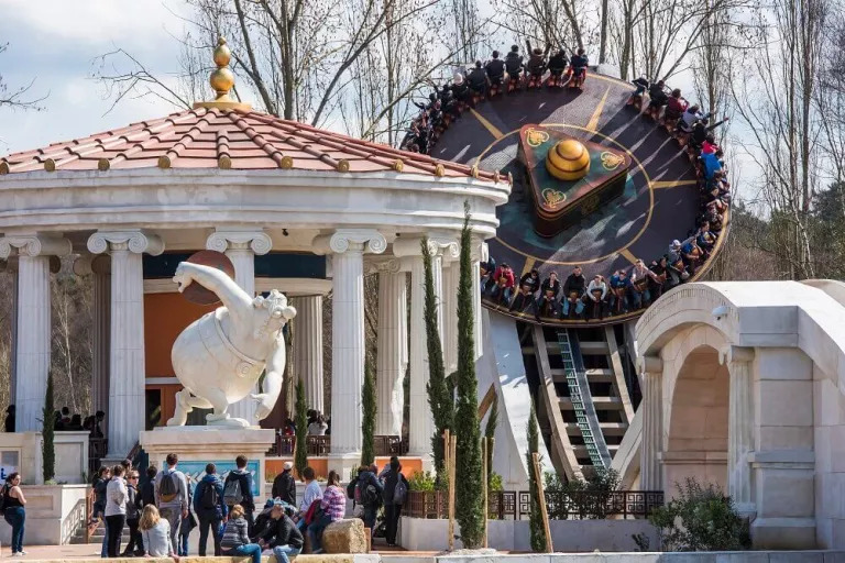 parque temáticos na europa para toda a família