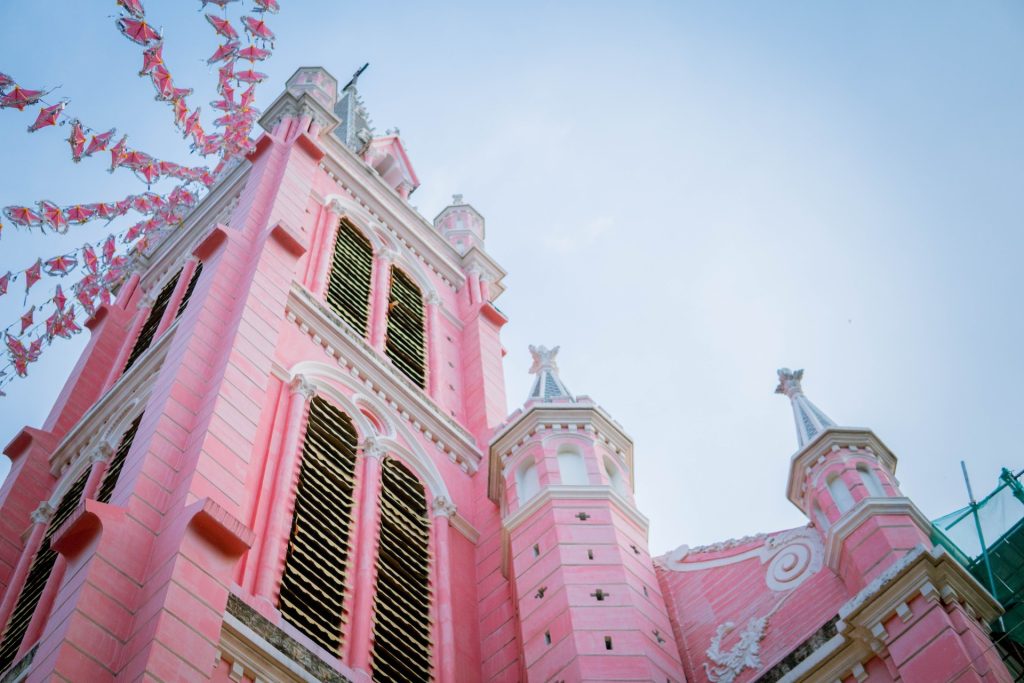 Igreja Tân Định, Ho Chi Minh, Vietname, Edifícios cor-de-rosa no mundo