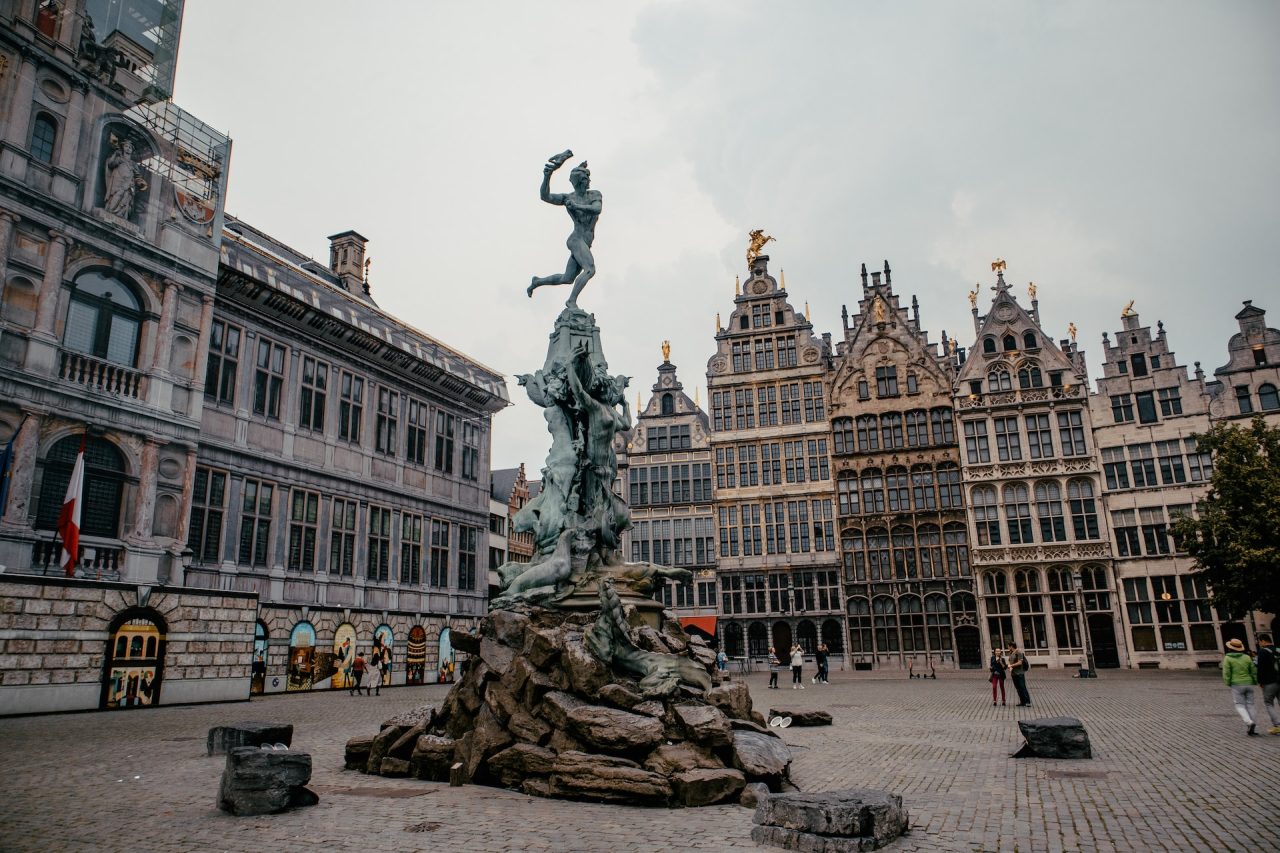 Antuérpia, Bélgica, Cidades fora do radar na Europa