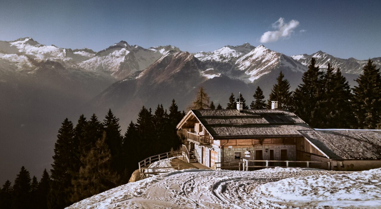 paisagem com neve, destinos mais frios, trends de viagens para 2024