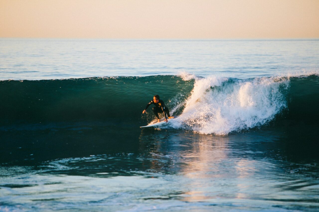 surf, Passeios perfeitos em Portugal para celebrar o Dia do Pai