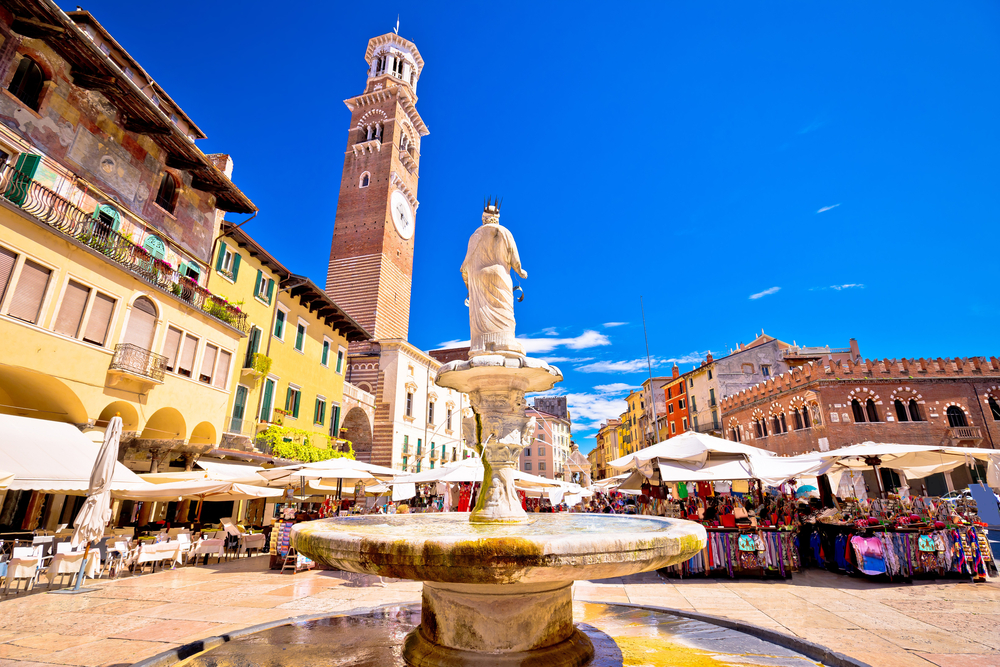 Piazza delle Erbe, Itália