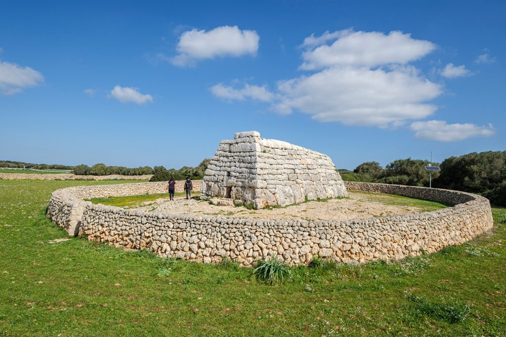 Naveta des Tudons