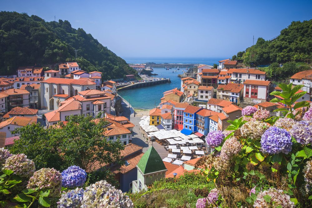 Cudillero, Espanha, Cidades que parecem paradas no tempo