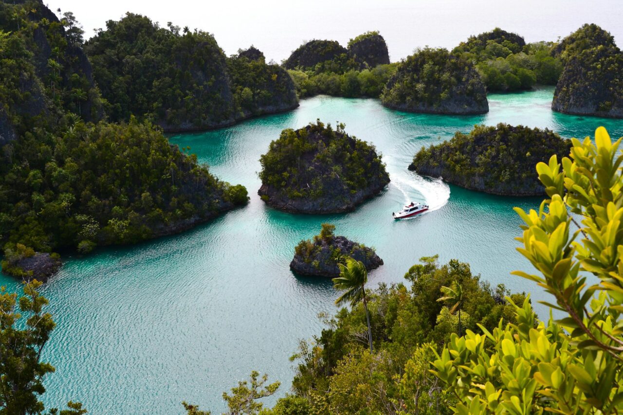 Barco em Raja Ampat