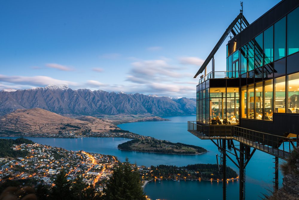 Queenstown / Ruklay Pousajja / Shutterstock