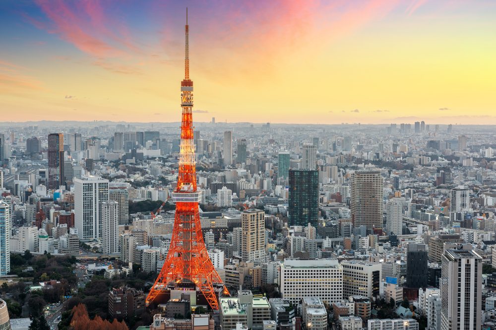 Vista de um arranha céus de tóquio, japão