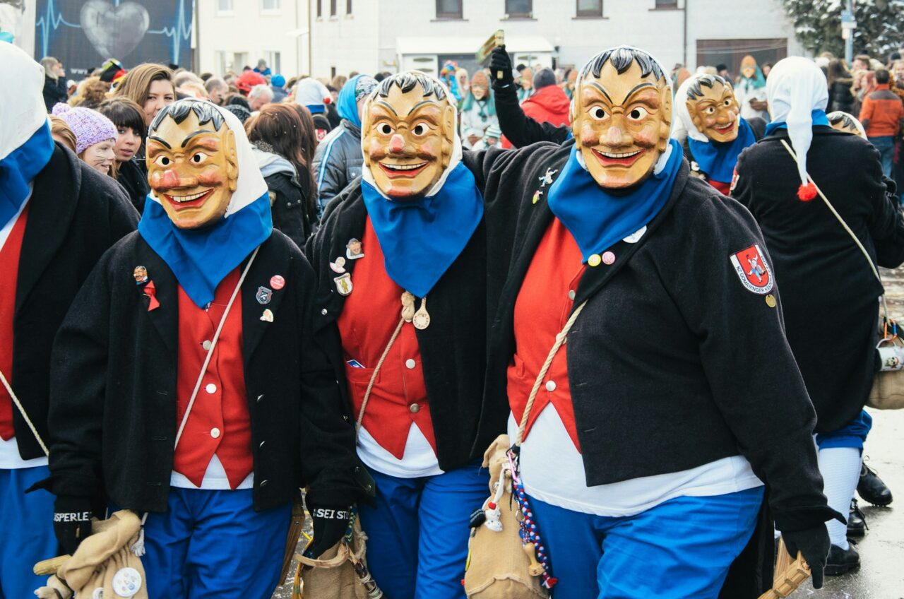 Fasching / Foto de Markus Winkler / Unsplash