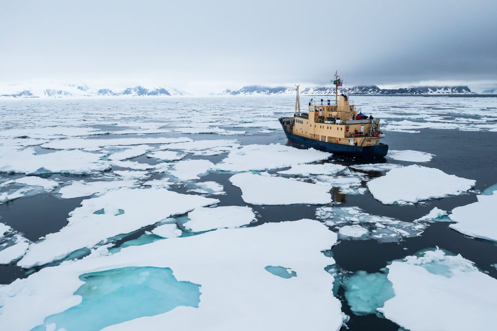 Cruzeiros de expedição em Svalbard / Foto de Remo Thommen / Shutterstock