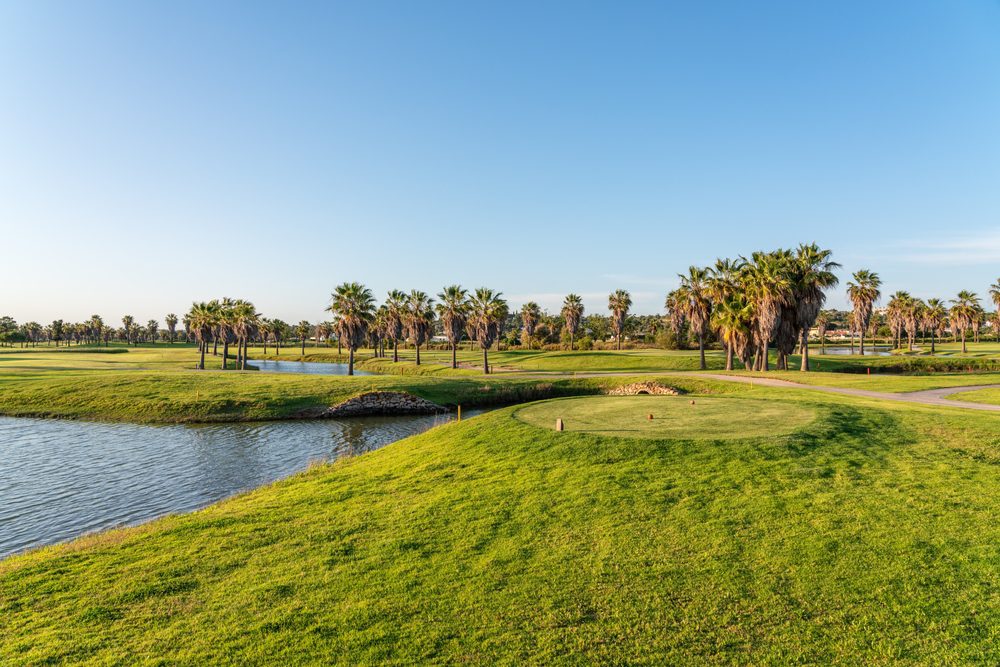 Campo de Golfe em Albufeira, Algarve, Portugal, As viagens perfeitas para cada tipo de pai