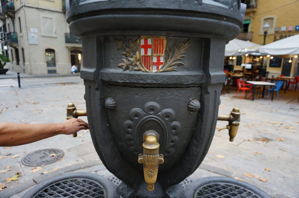 La Fuente de Canaletes, Barcelona, Espanha. Os melhores lugares do mundo para pedir sorte