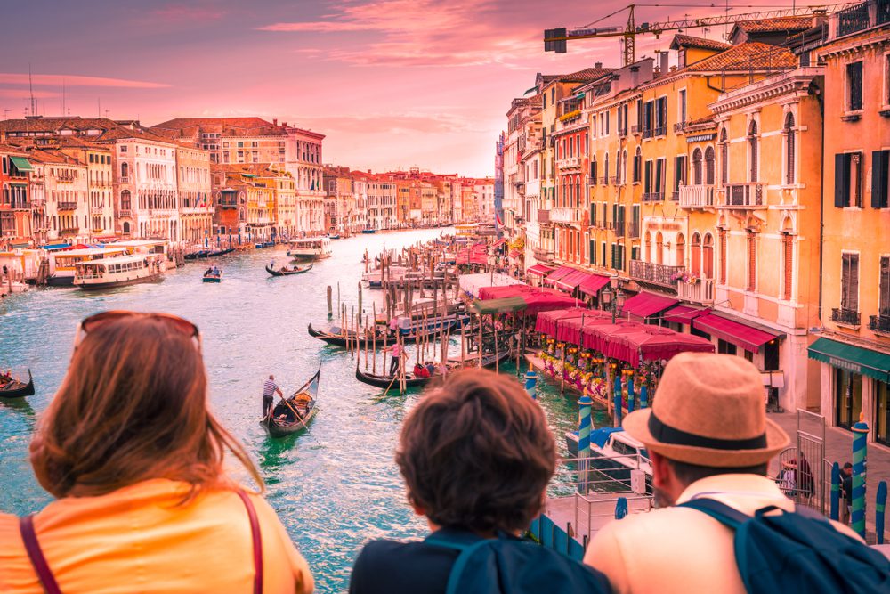 Família em Veneza, Itália, Destinos para umas férias de aprendizagem em família