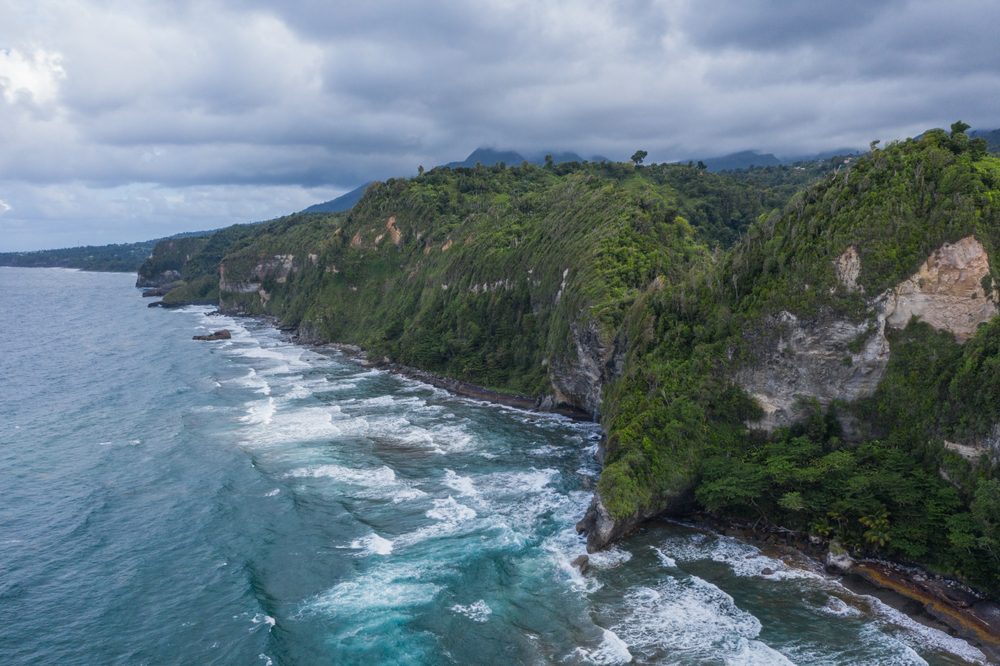 Rosalie Bay Beach. Dominica, Praias de areia escura para descobrir