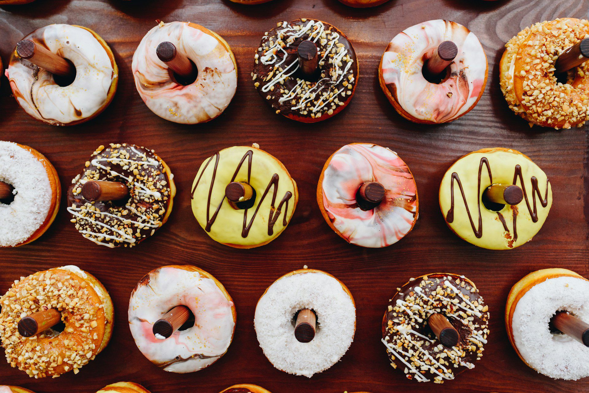 Dos donuts ao papel higiénico: veja 14 ‘capitais’ de temas insólitos