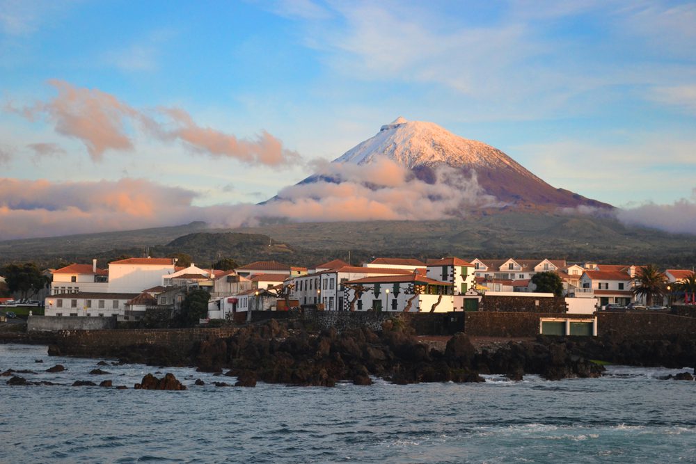 Montanha do Pico com neve, Ilha do Pico, Açores