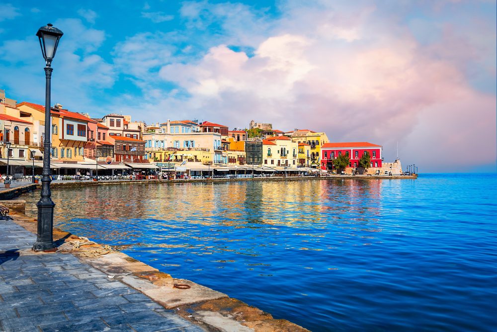 Creta tem dois principais pontos de entrada para quem chega de avião: Heraklion e Chania.