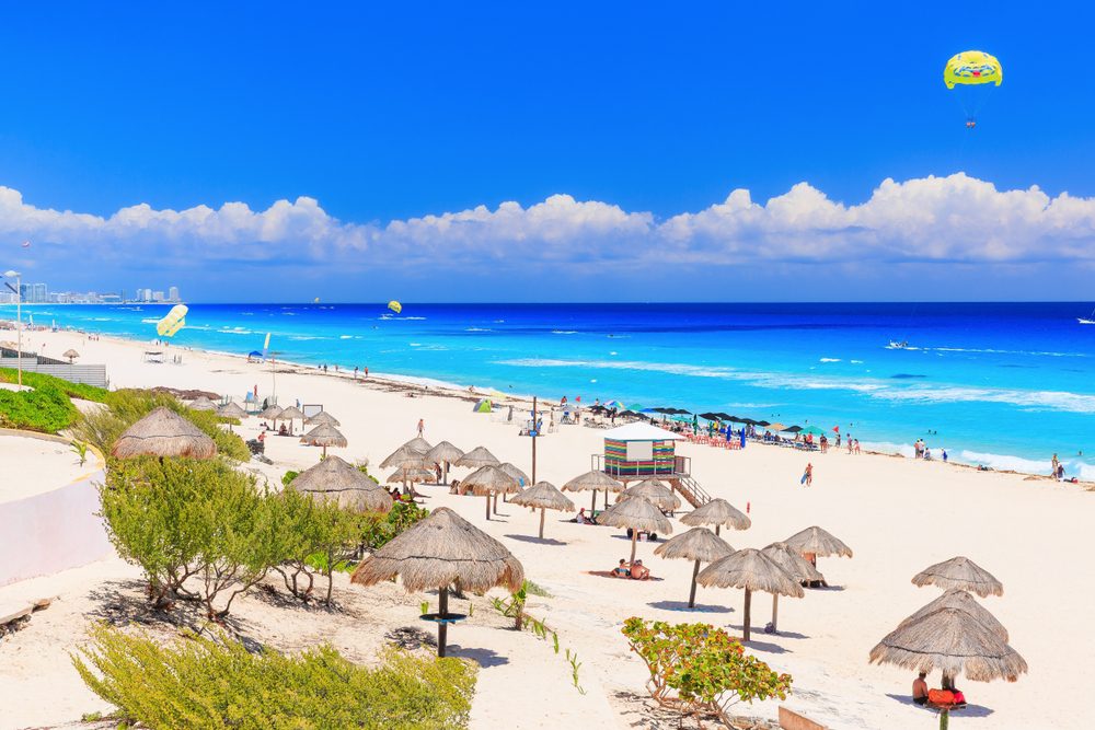 O México surge como escolha muito convidativa para quem gosta de praias tropicais.