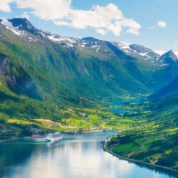 Os Cruzeiros Mais Bonitos do Mundo: Paisagens que Convidam a Embarcar